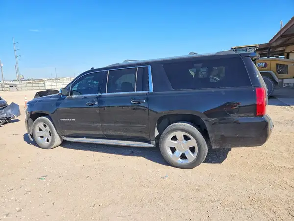 1GNSKJKC0HR282171 2017 CHEVROLET SUBURBAN - Image 2