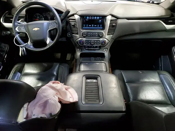 1GNSKJKC0HR307795 2017 CHEVROLET SUBURBAN - Image 8