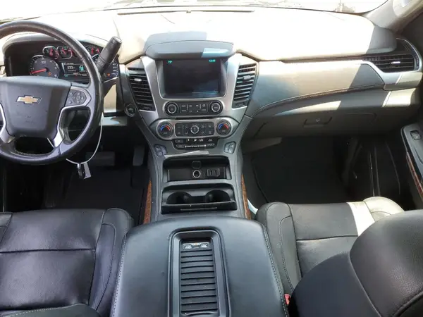 1GNSKJKC0LR214235 2020 CHEVROLET SUBURBAN - Image 8