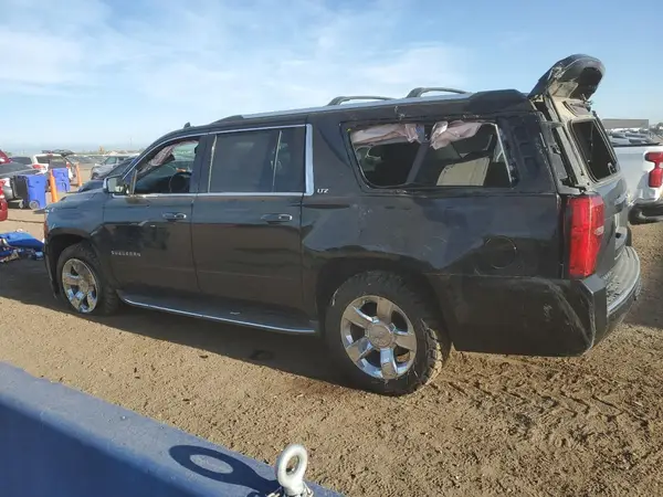1GNSKJKC1GR238999 2016 CHEVROLET SUBURBAN - Image 2