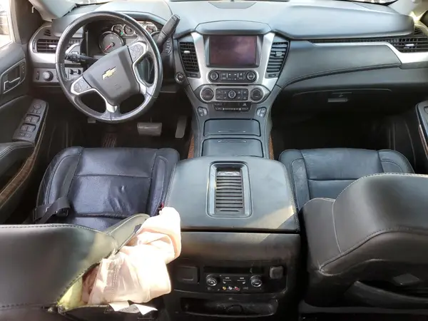 1GNSKJKC1GR238999 2016 CHEVROLET SUBURBAN - Image 8