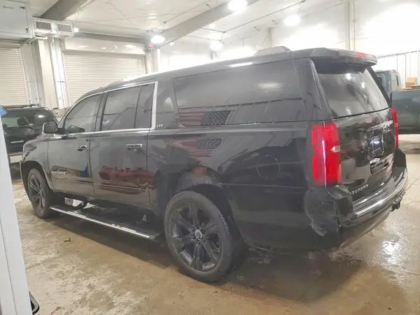 1GNSKJKC1GR302815 2016 CHEVROLET SUBURBAN - Image 2