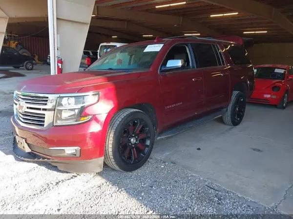 1GNSKJKC1GR312857 2016 CHEVROLET SUBURBAN - Image 2