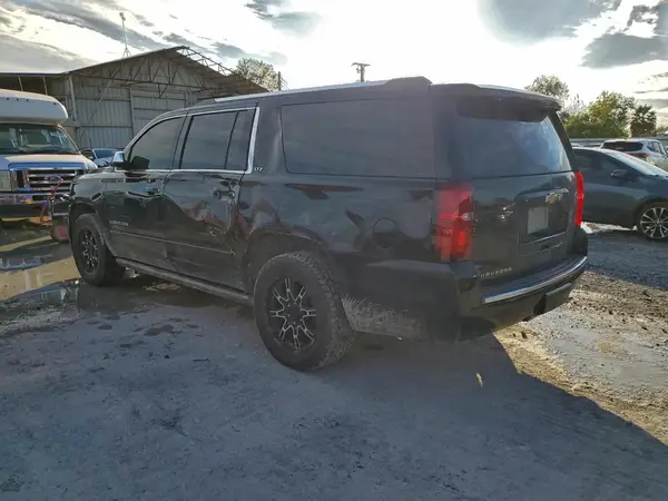 1GNSKJKC1GR414658 2016 CHEVROLET SUBURBAN - Image 2