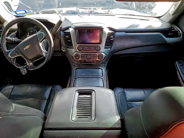 1GNSKJKC1GR414658 2016 CHEVROLET SUBURBAN - Image 8