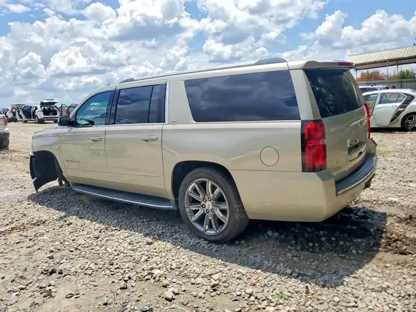1GNSKJKC1GR421187 2016 CHEVROLET SUBURBAN - Image 2