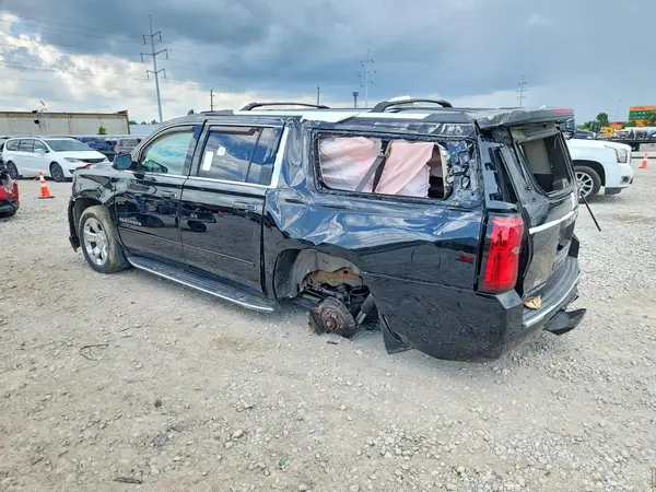 1GNSKJKC1HR276704 2017 CHEVROLET SUBURBAN - Image 2