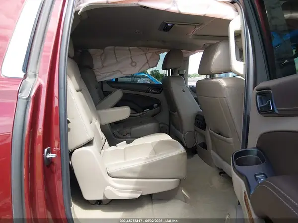 1GNSKJKC1HR318840 2017 CHEVROLET SUBURBAN - Image 8