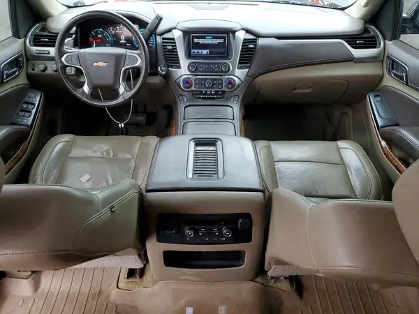 1GNSKJKC1HR322502 2017 CHEVROLET SUBURBAN - Image 8