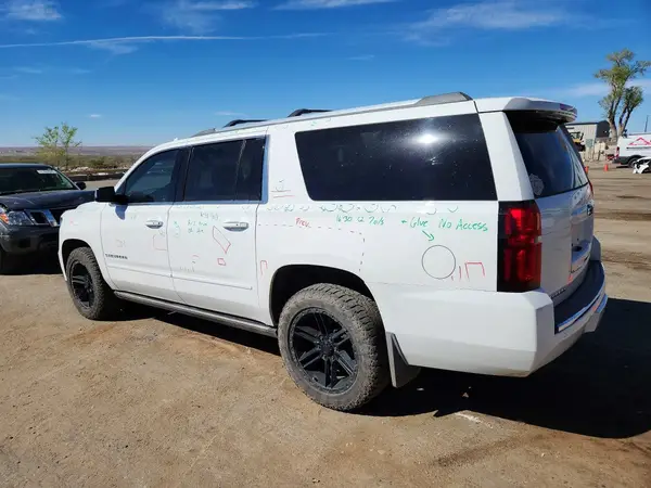 1GNSKJKC1HR333497 2017 CHEVROLET SUBURBAN - Image 2