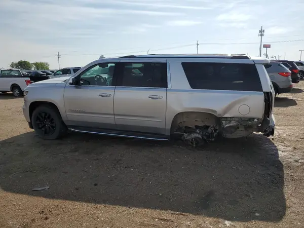 1GNSKJKC1HR340921 2017 CHEVROLET SUBURBAN - Image 2