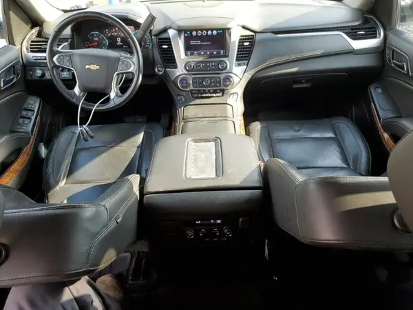 1GNSKJKC1HR340921 2017 CHEVROLET SUBURBAN - Image 8