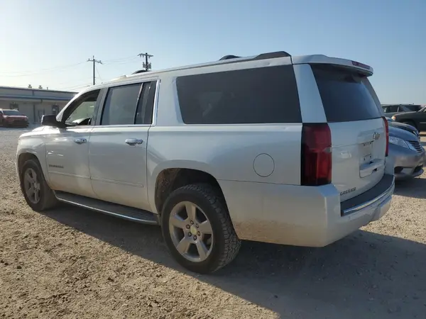 1GNSKJKC1JR258936 2018 CHEVROLET SUBURBAN - Image 2