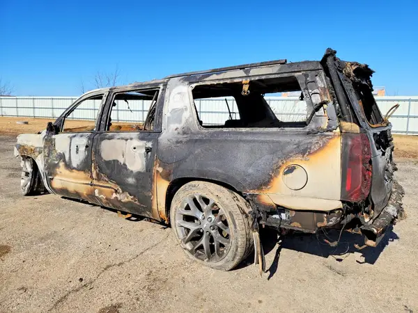 1GNSKJKC2GR142346 2016 CHEVROLET SUBURBAN - Image 2