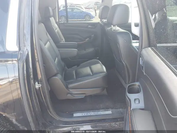 1GNSKJKC2GR280128 2016 CHEVROLET SUBURBAN - Image 8