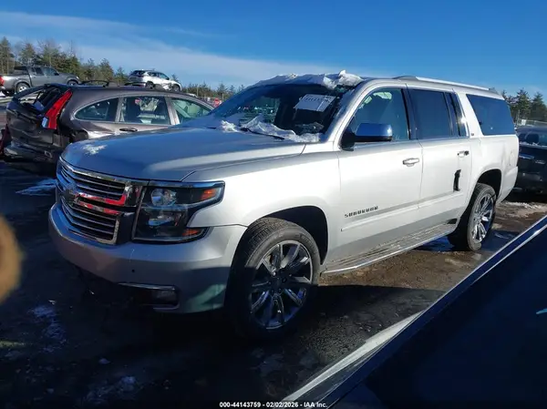 1GNSKJKC2GR313063 2016 CHEVROLET SUBURBAN - Image 2