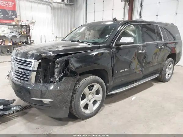 1GNSKJKC2GR435986 2016 CHEVROLET SUBURBAN - Image 2