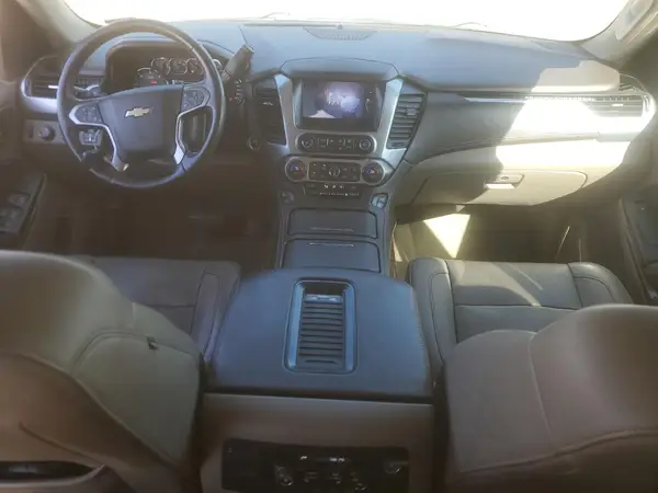 1GNSKJKC2HR202174 2017 CHEVROLET SUBURBAN - Image 8