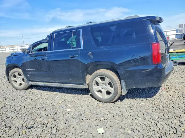 1GNSKJKC2HR224501 2017 CHEVROLET SUBURBAN - Image 2