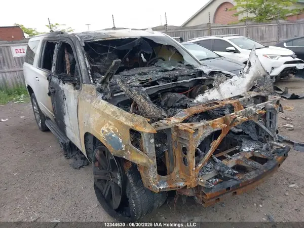 1GNSKJKC2HR235014 2017 CHEVROLET SUBURBAN - Image 1