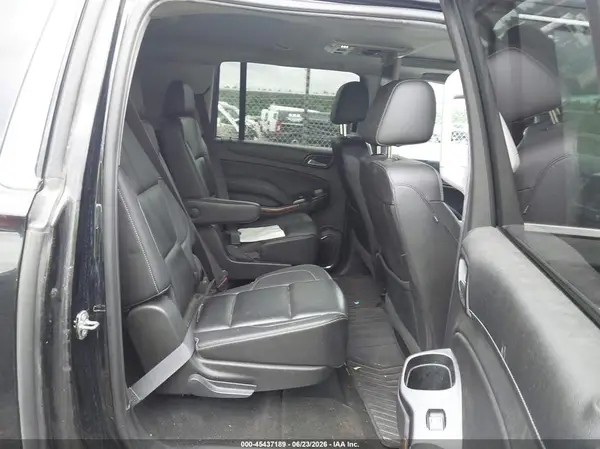 1GNSKJKC2HR270393 2017 CHEVROLET SUBURBAN - Image 8