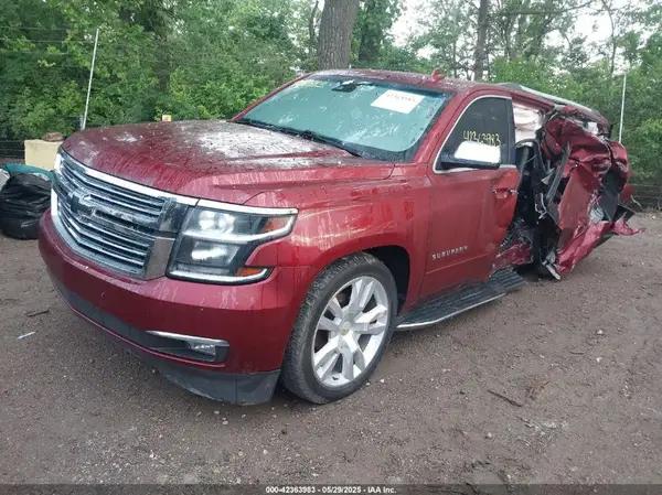 1GNSKJKC2HR318703 2017 CHEVROLET SUBURBAN - Image 2