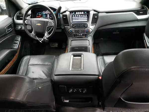 1GNSKJKC2HR334223 2017 CHEVROLET SUBURBAN - Image 8