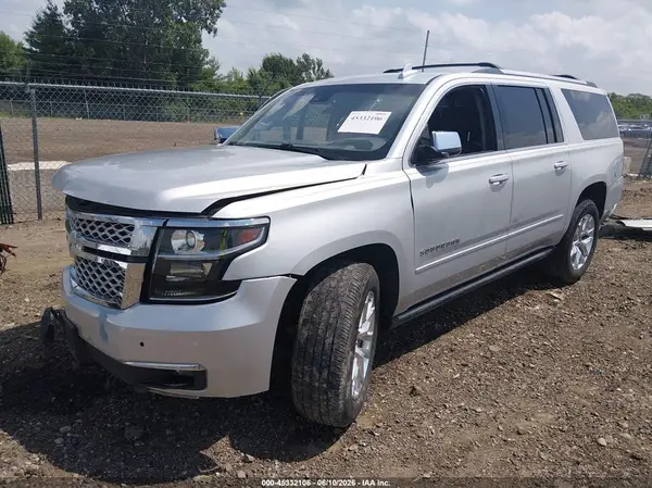 1GNSKJKC2JR175628 2018 CHEVROLET SUBURBAN - Image 2