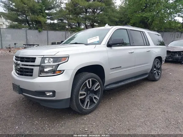 1GNSKJKC2JR180750 2018 CHEVROLET SUBURBAN - Image 2