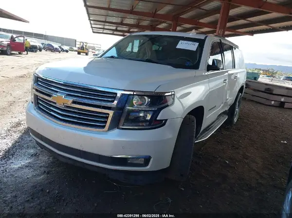 1GNSKJKC2JR183843 2018 CHEVROLET SUBURBAN - Image 2