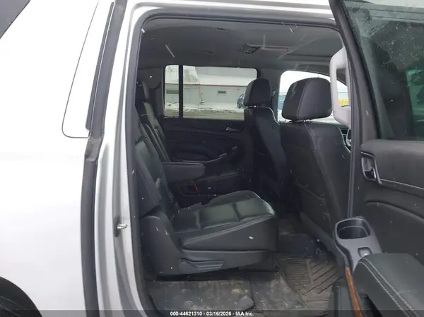 1GNSKJKC2JR374680 2018 CHEVROLET SUBURBAN - Image 8