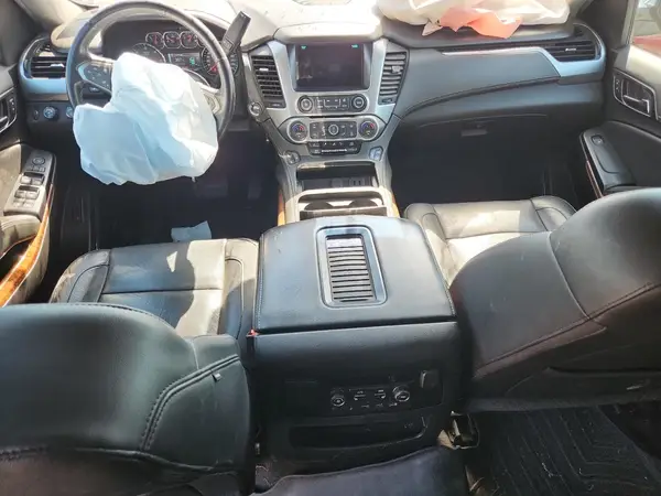 1GNSKJKC2KR321124 2019 CHEVROLET SUBURBAN - Image 8