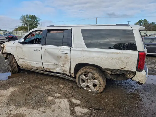 1GNSKJKC2KR361364 2019 CHEVROLET SUBURBAN - Image 2