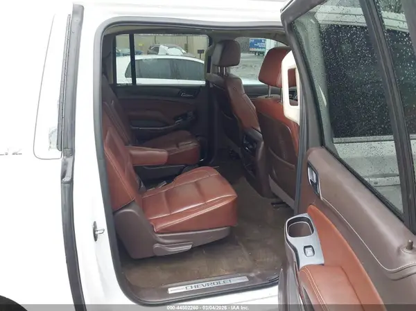 1GNSKJKC3GR457429 2016 CHEVROLET SUBURBAN - Image 8