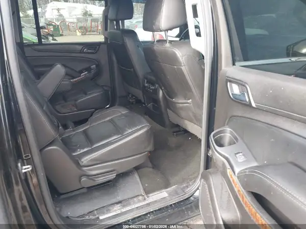1GNSKJKC3HR132197 2017 CHEVROLET SUBURBAN - Image 8