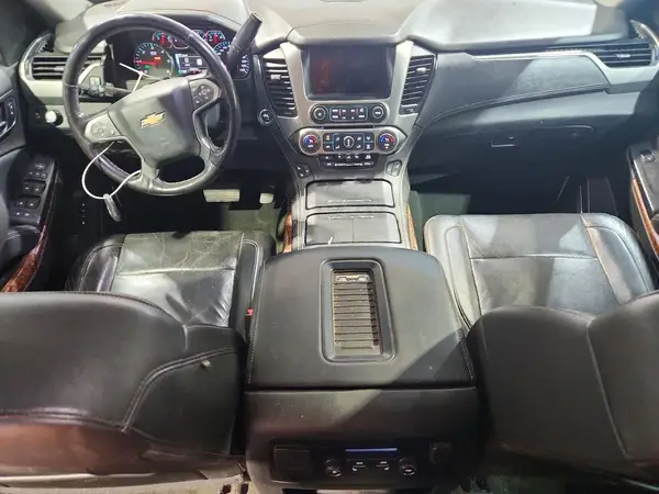 1GNSKJKC3HR160288 2017 CHEVROLET SUBURBAN - Image 8