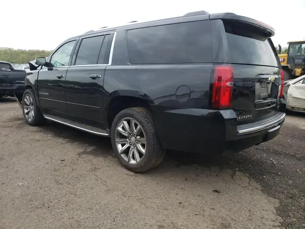 1GNSKJKC3HR322324 2017 CHEVROLET SUBURBAN - Image 2