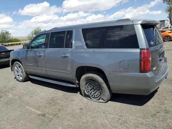 1GNSKJKC3KR127668 2019 CHEVROLET SUBURBAN - Image 2
