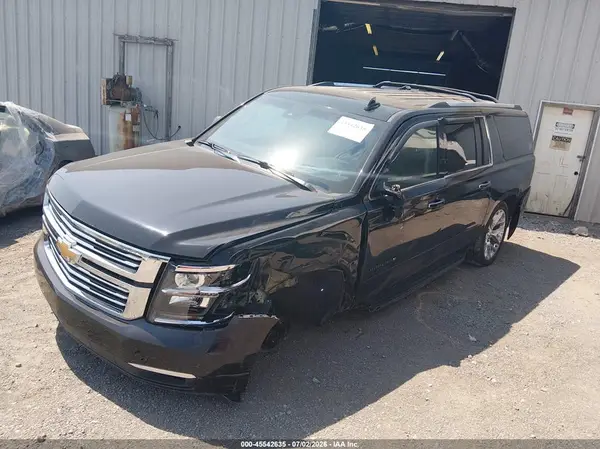 1GNSKJKC3KR396026 2019 CHEVROLET SUBURBAN - Image 2