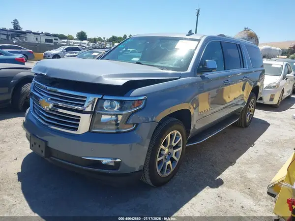 1GNSKJKC4GR213305 2016 CHEVROLET SUBURBAN - Image 2