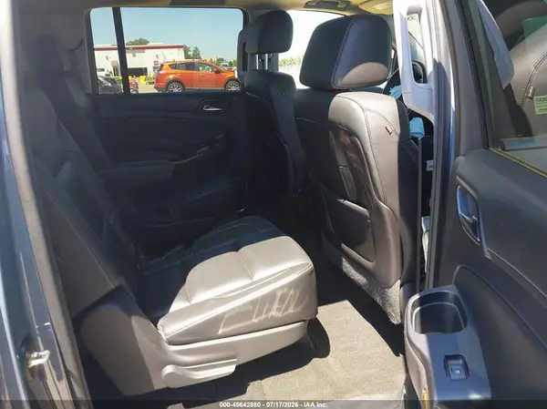 1GNSKJKC4GR213305 2016 CHEVROLET SUBURBAN - Image 8