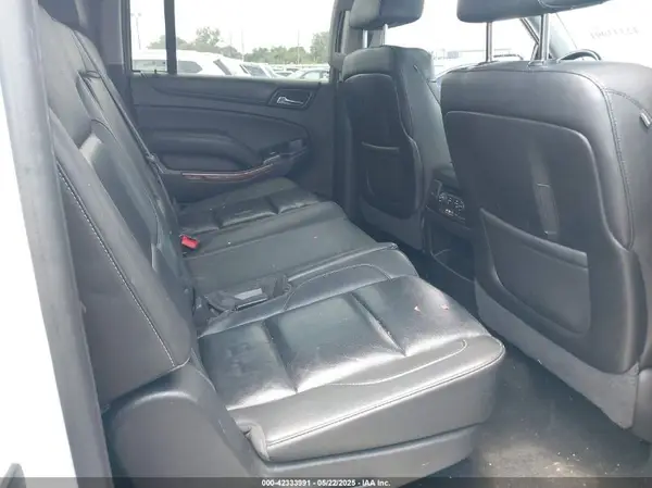 1GNSKJKC4GR215460 2016 CHEVROLET SUBURBAN - Image 8