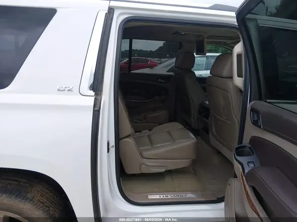 1GNSKJKC4GR478838 2016 CHEVROLET SUBURBAN - Image 8