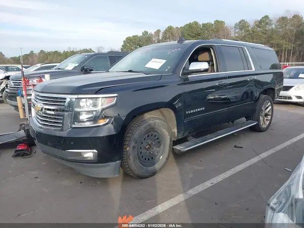 1GNSKJKC4HR141202 2017 CHEVROLET SUBURBAN - Image 2