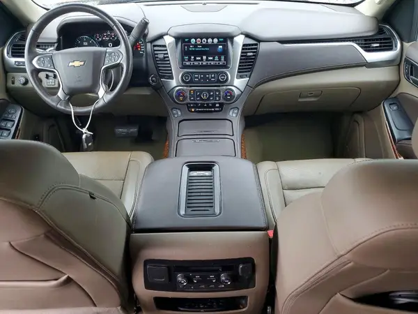 1GNSKJKC4HR232311 2017 CHEVROLET SUBURBAN - Image 8