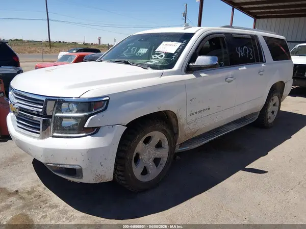 1GNSKJKC4HR238125 2017 CHEVROLET SUBURBAN - Image 2