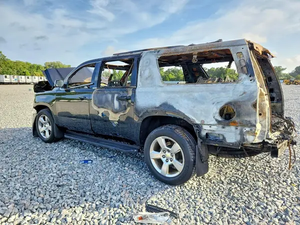 1GNSKJKC4HR389403 2017 CHEVROLET SUBURBAN - Image 2