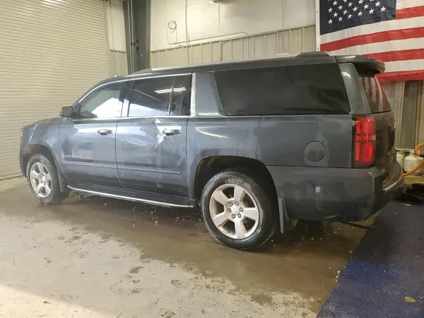 1GNSKJKC4LR126403 2020 CHEVROLET SUBURBAN - Image 2
