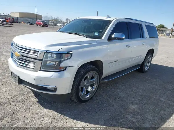 1GNSKJKC5GR187264 2016 CHEVROLET SUBURBAN - Image 2