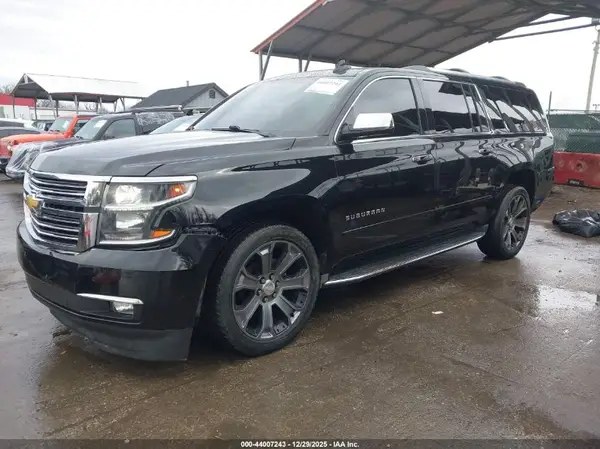 1GNSKJKC5GR305992 2016 CHEVROLET SUBURBAN - Image 2